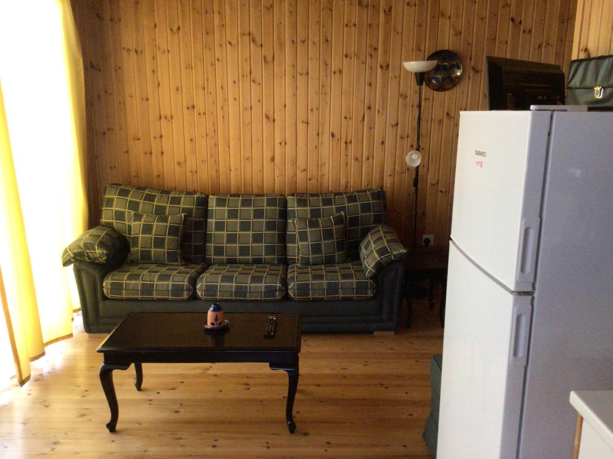 Pervolaris Cottages 2 Goudhi Eksteriør billede